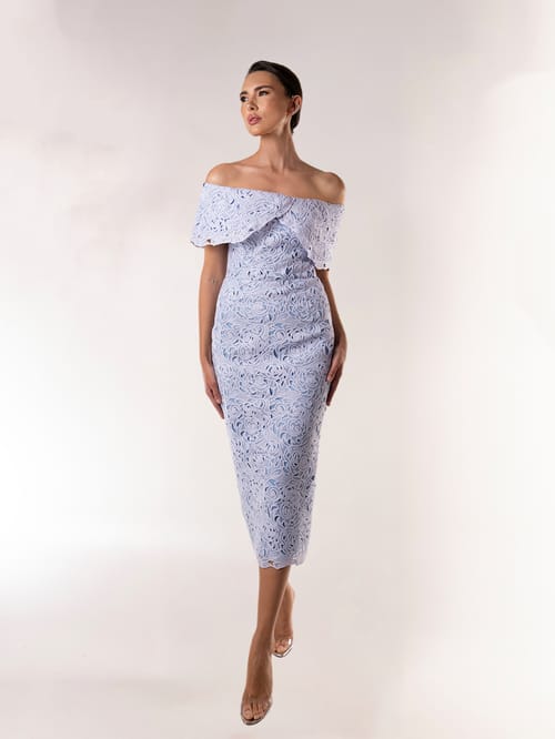 OFF-SHOULDER LACE DRESS
